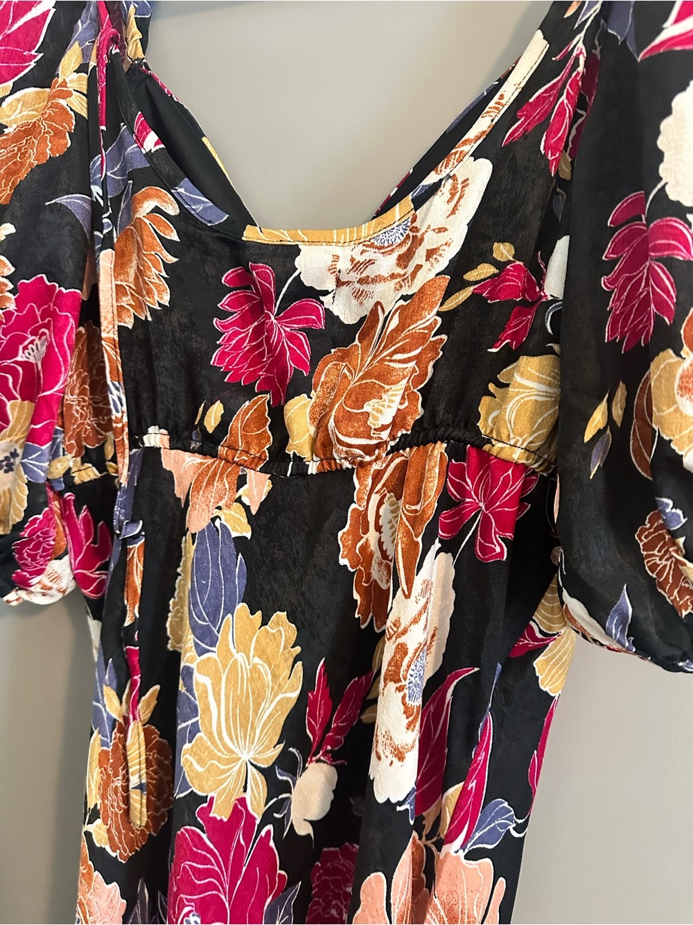 NWT Band of the Free Astrid Black Floral Puff Sleeve Midi Dress Size M - Picture 6 of 6